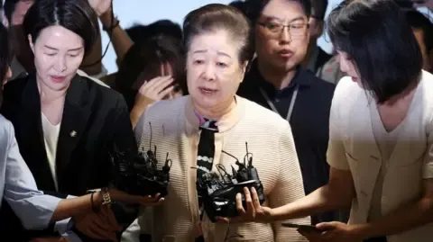Disputed Religious Leader Denies Gift-giving Accusations Involving Former South Korean President's Wife