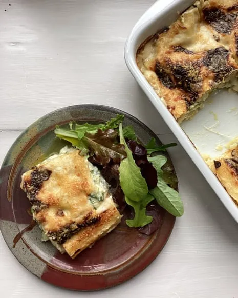 An Inspired Recipe for Layered Pasta with Courgette and Cheese Medley